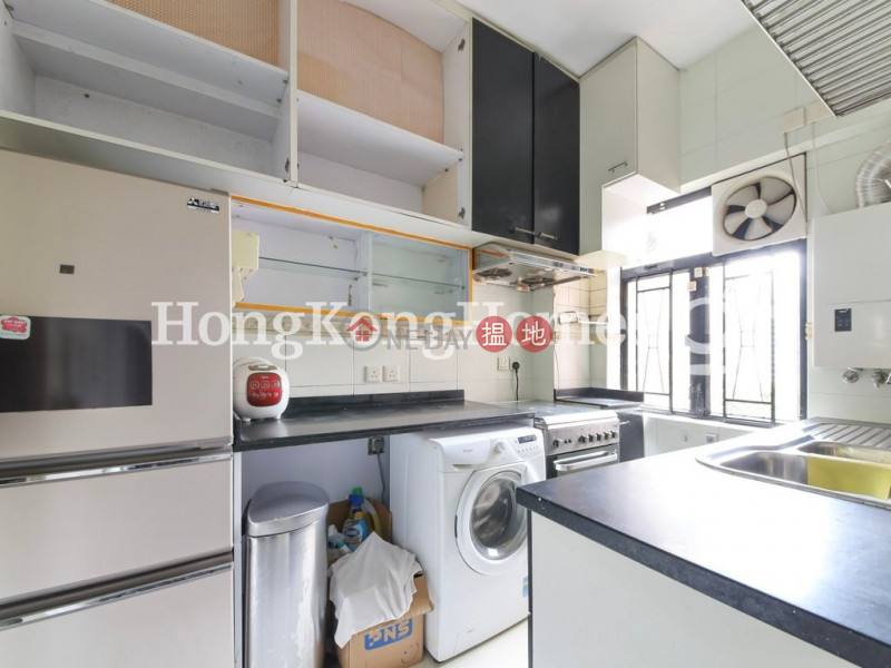 3 Bedroom Family Unit for Rent at 65 - 73 Macdonnell Road Mackenny Court, 65-73 Kennedy Road | Central District Hong Kong | Rental, HK$ 39,000/ month