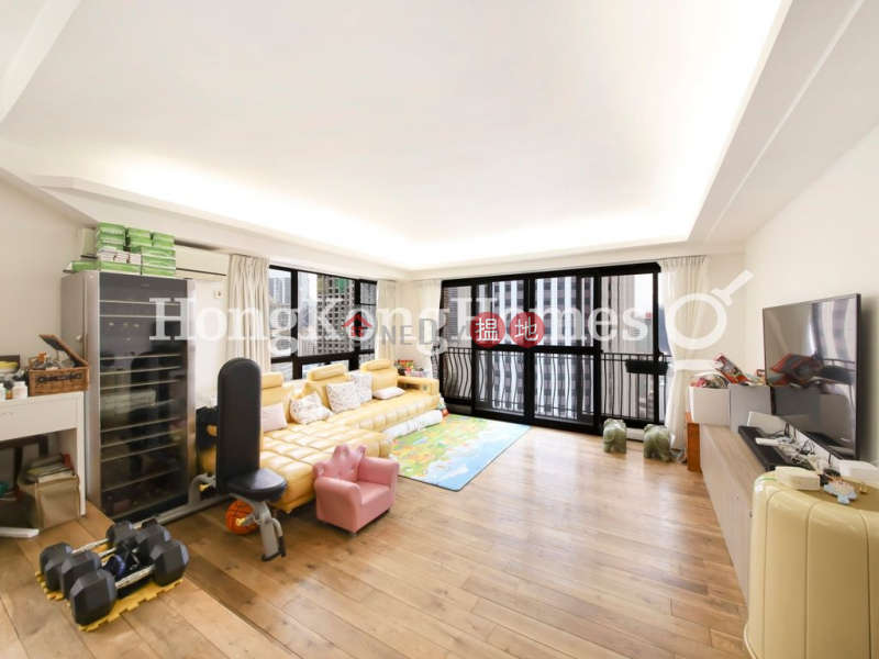 3 Bedroom Family Unit at Wing Wai Court | For Sale | Wing Wai Court 永威閣 Sales Listings