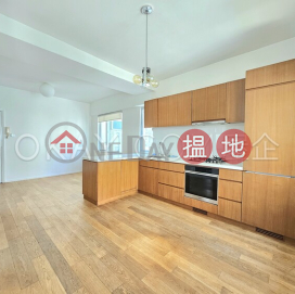 Generous 1 bedroom in Western District | Rental | Nan Sang Building 南生大廈 _0