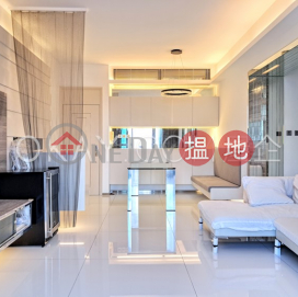 Charming 3 bedroom on high floor with balcony | Rental