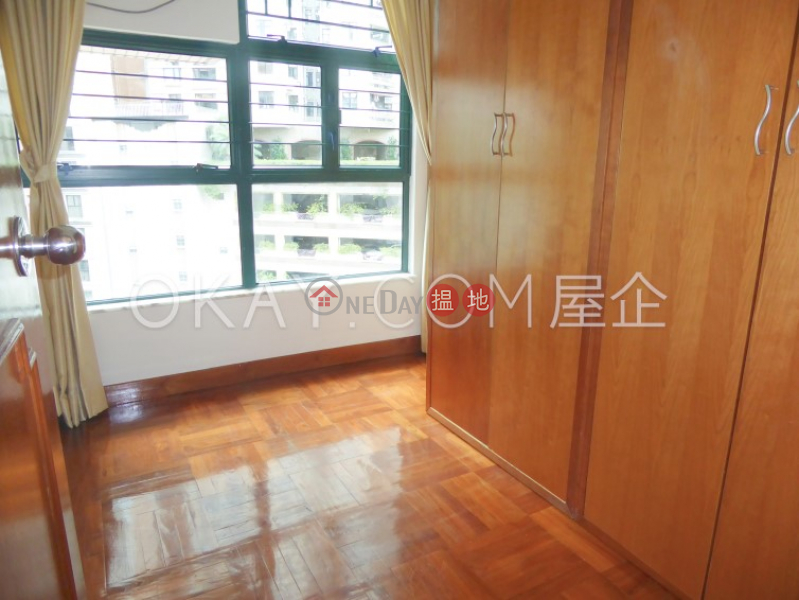 HK$ 31,500/ month Peaksville, Western District, Lovely 3 bedroom in Mid-levels West | Rental