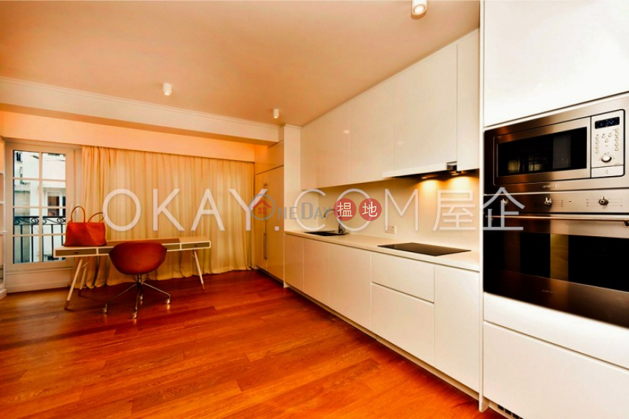Lovely 2 bedroom in Sheung Wan | For Sale | 61-63 Hollywood Road | Central District, Hong Kong Sales | HK$ 24M