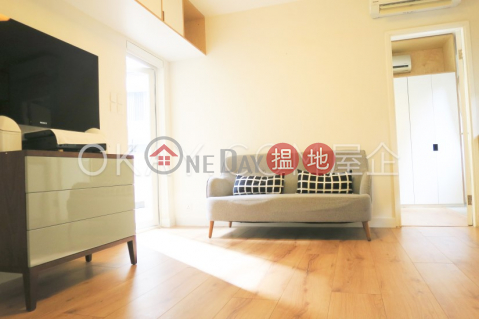 Rare 1 bedroom with terrace | Rental, Windsor Court 衛城閣 | Western District (OKAY-R17748)_0