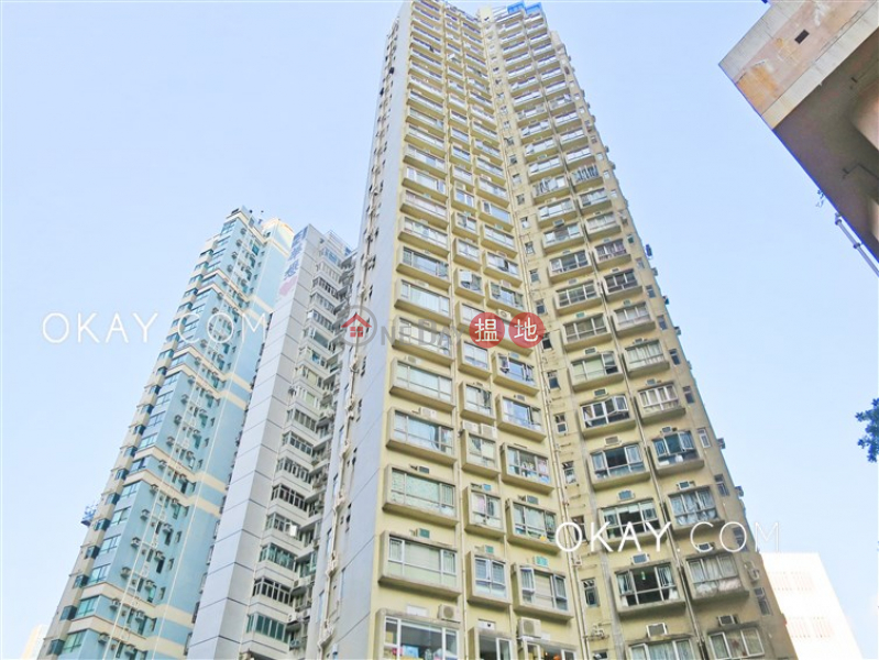 香港搵樓|租樓|二手盤|買樓| 搵地 | 住宅|出租樓盤|2房1廁,極高層,可養寵物《華翠臺出租單位》