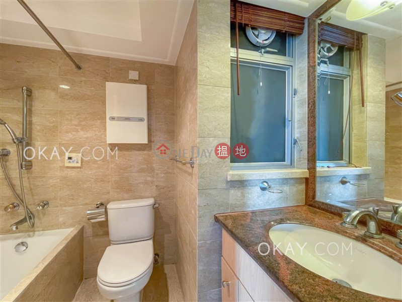 Property Search Hong Kong | OneDay | Residential Rental Listings, Luxurious 3 bedroom in Kowloon Station | Rental