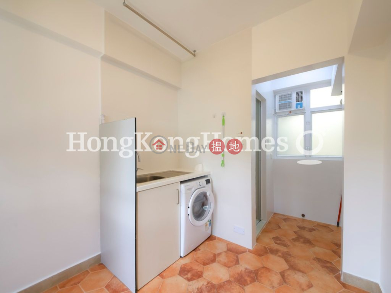 3 Bedroom Family Unit for Rent at 9 Broom Road | 9 Broom Road 蟠龍道9號 Rental Listings