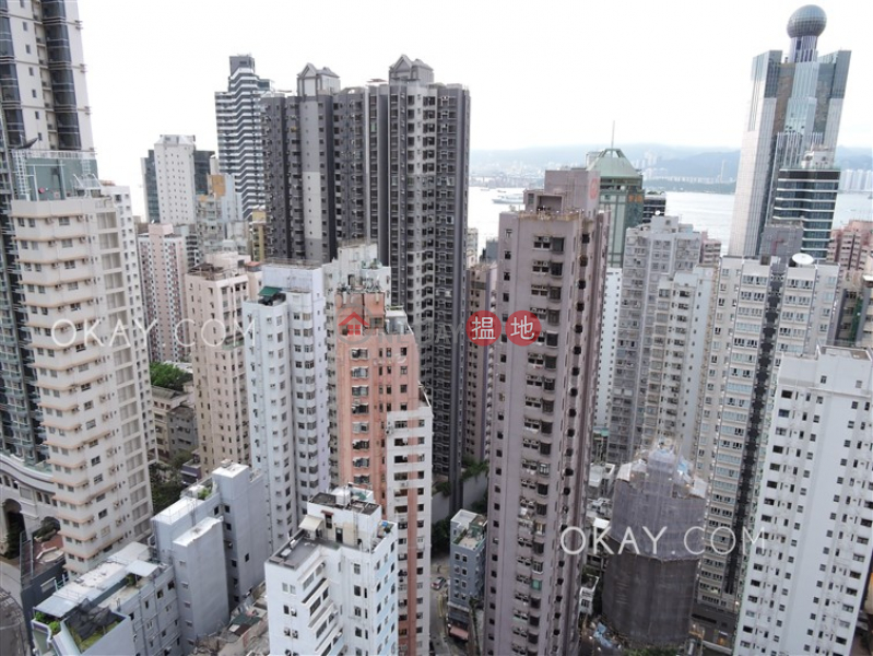 Stylish 3 bedroom with balcony | For Sale | The Summa 高士台 Sales Listings