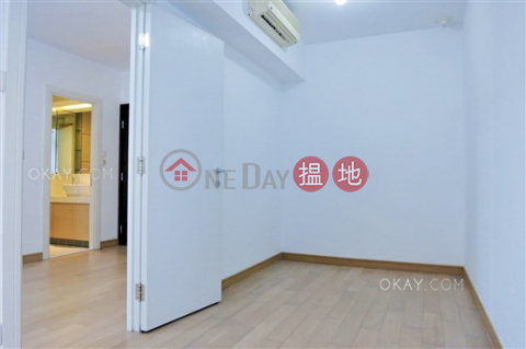 Charming 1 bedroom with terrace | Rental, Centrestage 聚賢居 | Central District (OKAY-R83232)_0