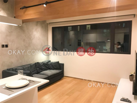 Intimate 1 bedroom in Wan Chai | Rental|Wan Chai DistrictMan Hing Mansion(Man Hing Mansion)Rental Listings (OKAY-R361543)_0