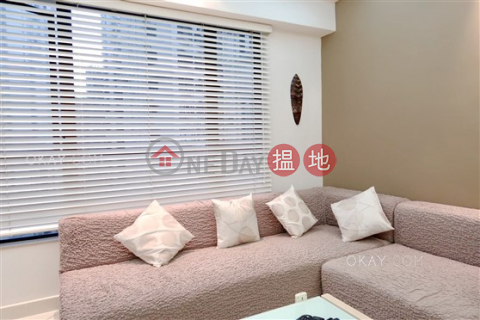 Stylish 2 bedroom in Mid-levels West | For Sale | Vantage Park 慧豪閣 _0