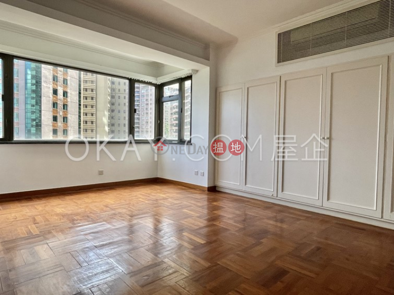 Stylish 4 bedroom with balcony & parking | For Sale | 1a Robinson Road 羅便臣道1A號 Sales Listings