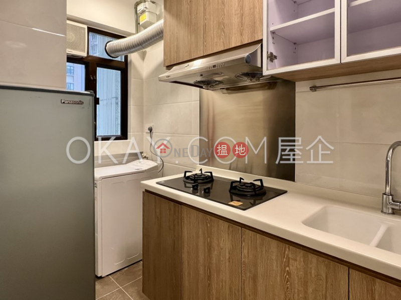 HK$ 10M | Caine Building, Western District, Practical 2 bedroom on high floor | For Sale