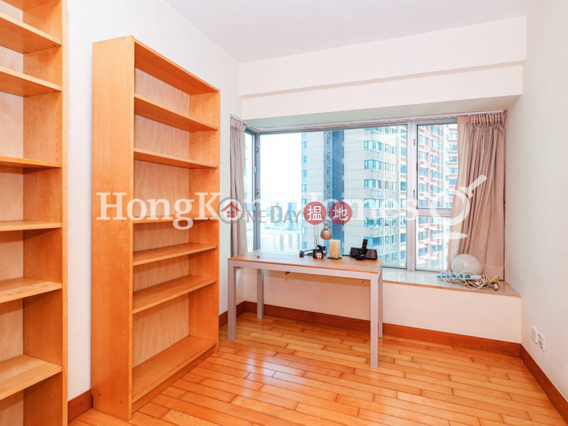 Property Search Hong Kong | OneDay | Residential, Rental Listings | 3 Bedroom Family Unit for Rent at Waterfront South Block 2