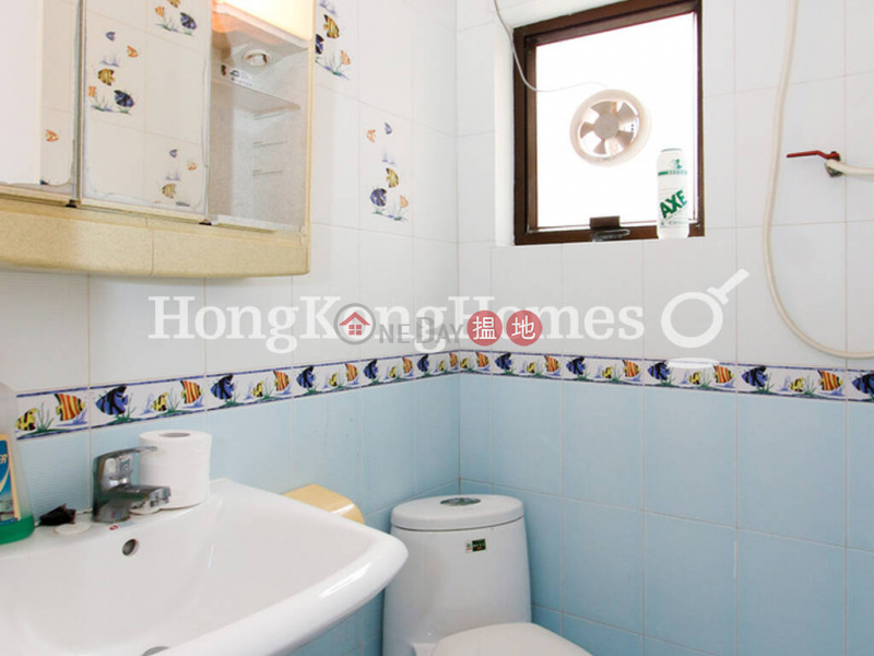 HK$ 40,000/ month, 130-132 Green Lane Court Wan Chai District, 3 Bedroom Family Unit for Rent at 130-132 Green Lane Court