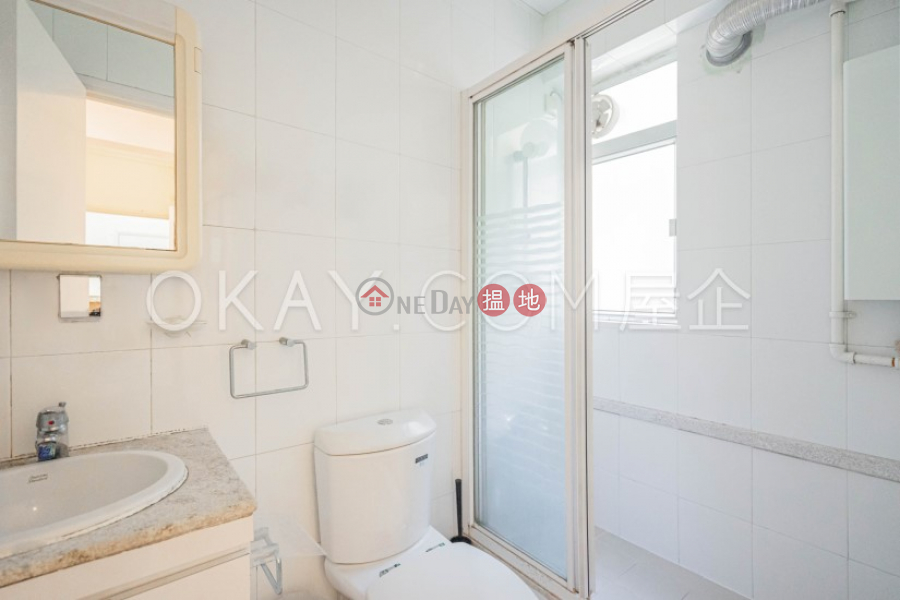 Stylish 2 bedroom with parking | For Sale | Fujiya Mansion 富士屋 Sales Listings