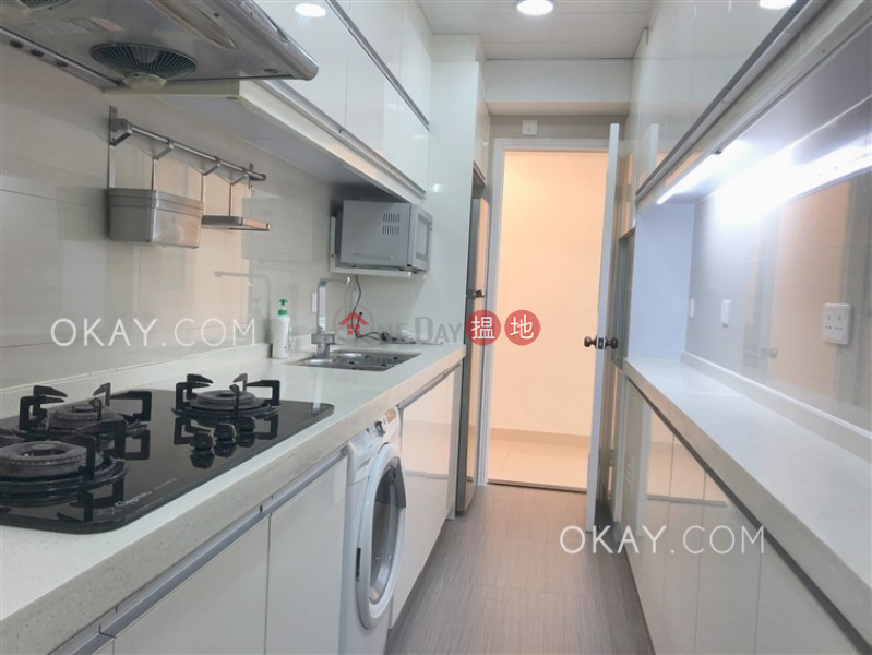 Charming 3 bedroom with balcony & parking | Rental | Ventris Court 雲地利大廈 Rental Listings