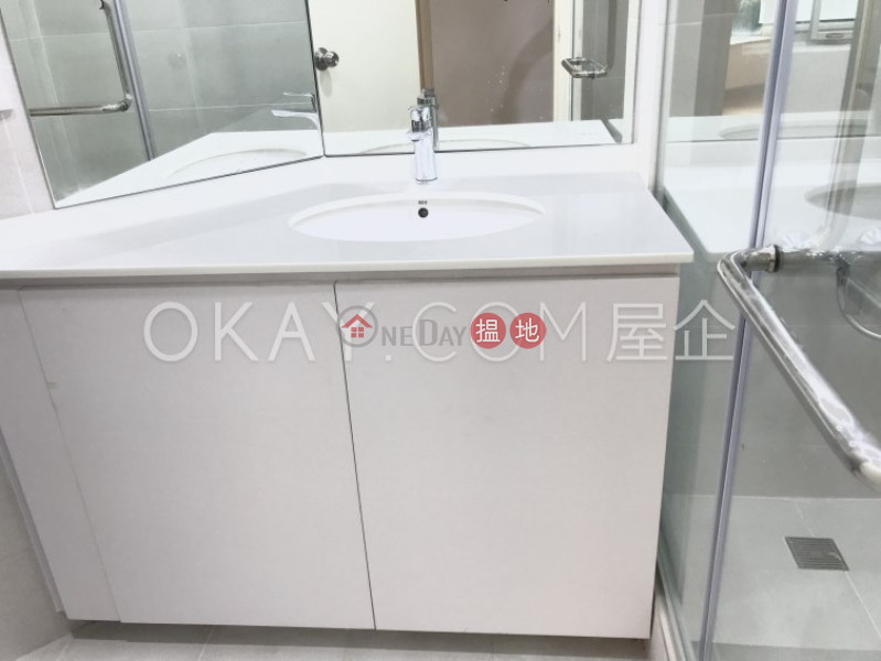 Property Search Hong Kong | OneDay | Residential, Sales Listings Luxurious 3 bedroom in Mid-levels West | For Sale