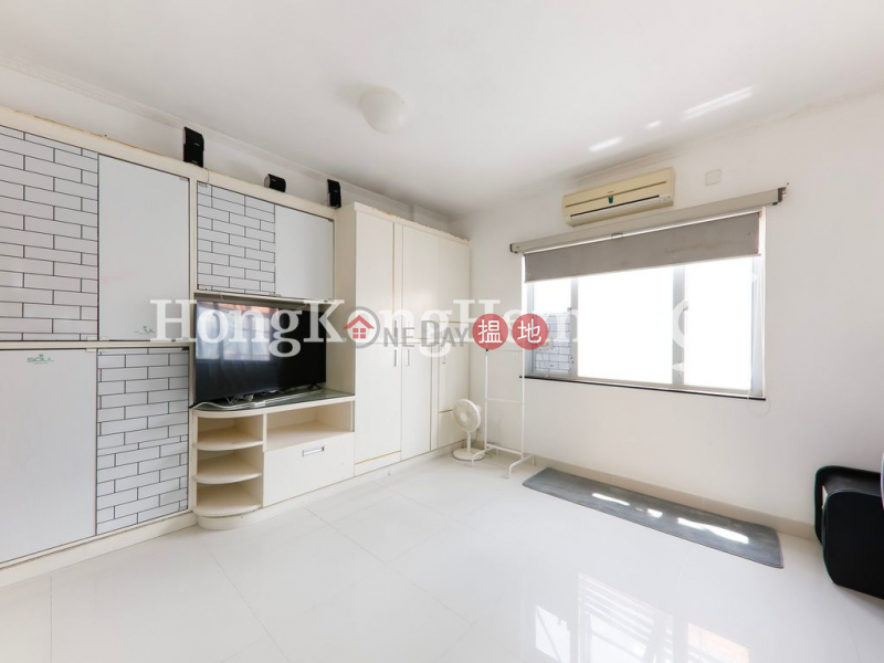 HK$ 27M | Summit Court | Eastern District | 3 Bedroom Family Unit at Summit Court | For Sale
