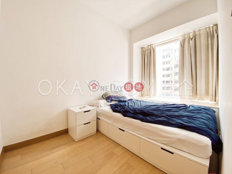Gorgeous 2 bedroom with balcony | Rental, Island Crest Tower 2 縉城峰2座 Rental Listings | Western District (OKAY-R89900)