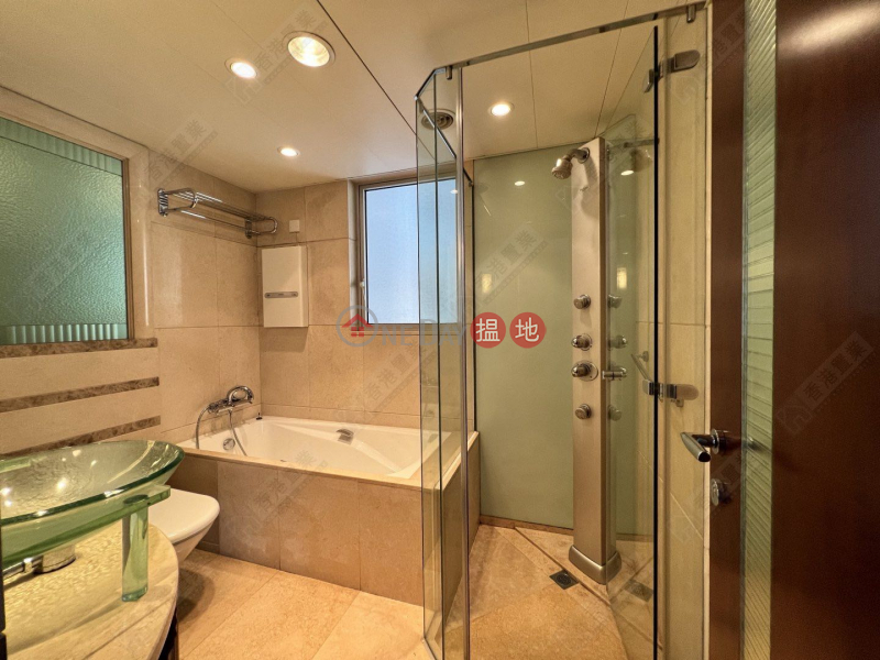 Three bedrooms and one apartment in The Harbourside | The Harbourside Tower 1 君臨天下1座 Sales Listings