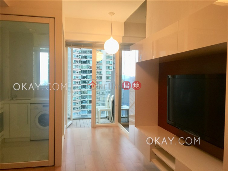 Charming 1 bed on high floor with harbour views | Rental | The Icon 干德道38號The ICON Rental Listings