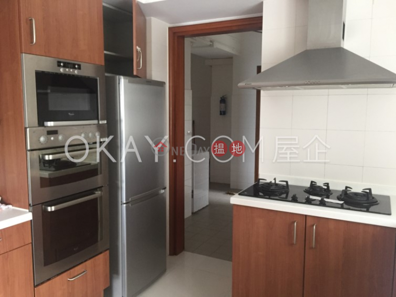 HK$ 68,000/ month | Block 2 (Taggart) The Repulse Bay | Southern District, Lovely 3 bedroom with sea views, balcony | Rental