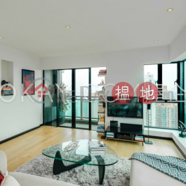 Exquisite penthouse with rooftop & balcony | For Sale