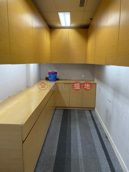 Room 4105 4106 4107A, Tower 2, Metroplaza, 223 Hing Fong Road, Kwai Chung 223 Hing Fong Road | Kwai Tsing District | Hong Kong | Rental | HK$ 96,950/ month