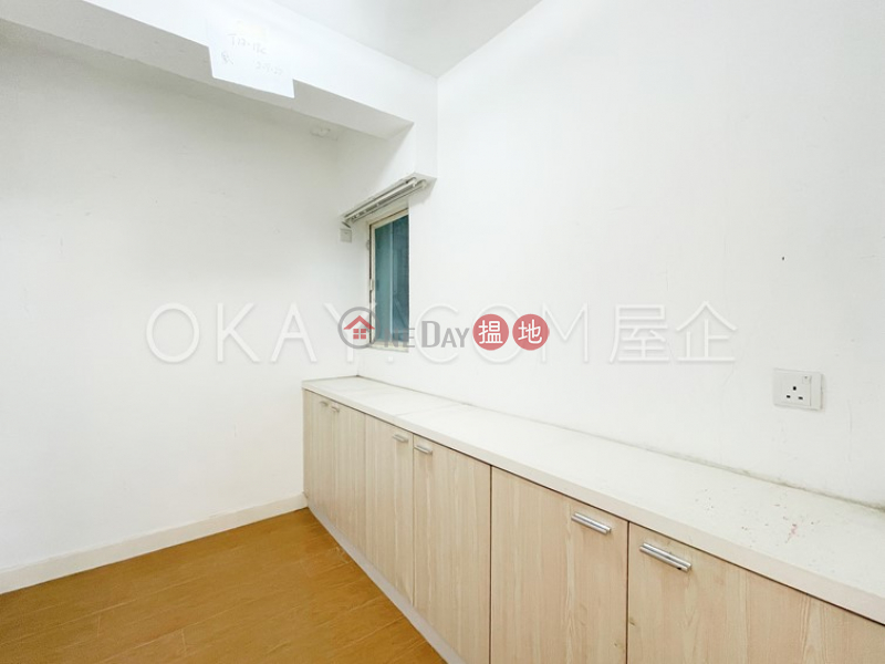 Property Search Hong Kong | OneDay | Residential | Rental Listings Lovely 6 bedroom on high floor with balcony | Rental