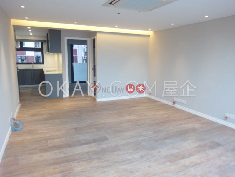 HK$ 66,000/ month, Kingston Building Block B | Wan Chai District | Nicely kept 2 bed on high floor with harbour views | Rental
