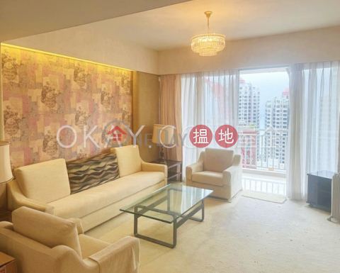 Rare 2 bedroom on high floor with balcony & parking | For Sale | Woodland Gardens 華翠園 _0