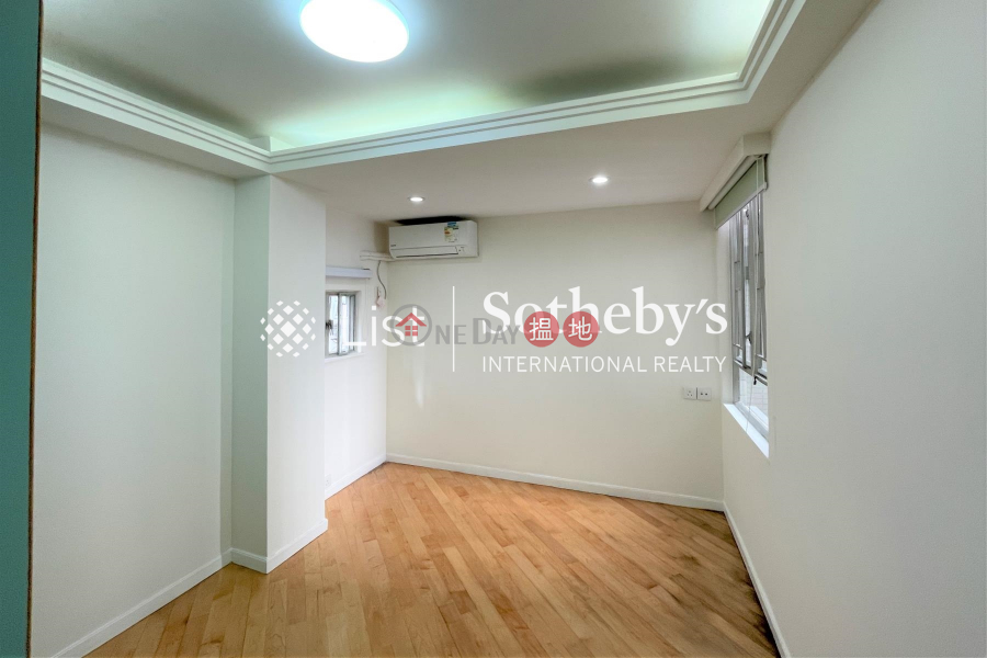 Property for Rent at Phoenix Court with 3 Bedrooms | 39 Kennedy Road | Wan Chai District | Hong Kong, Rental HK$ 45,000/ month