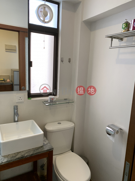 HK$ 5M, 16-18 Kau U Fong Central District | Quiet Cul De Sac 1 bedroom Central Kau U Fong Walk-Up