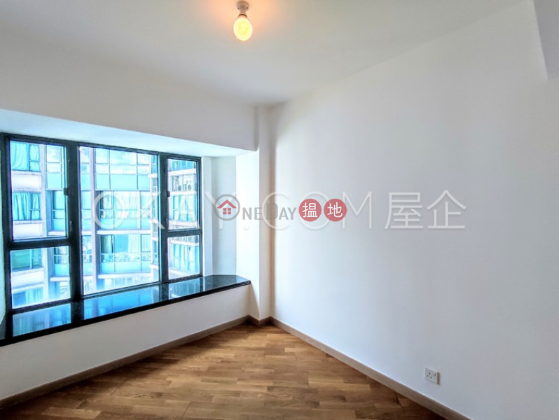 HK$ 48,000/ month | 80 Robinson Road | Western District Gorgeous 3 bedroom with harbour views | Rental