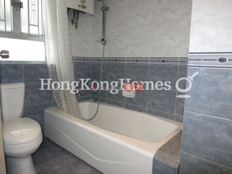 HK$ 54,000/ month, Hong Lok Mansion Central District, 3 Bedroom Family Unit for Rent at Hong Lok Mansion