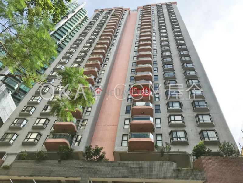 Charming 3 bedroom with balcony & parking | Rental | Jolly Villa 竹麗苑 Rental Listings