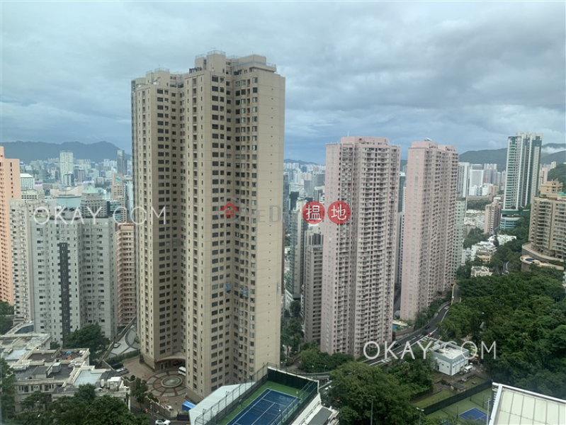 Unique 3 bedroom with balcony & parking | Rental | Dynasty Court 帝景園 Rental Listings