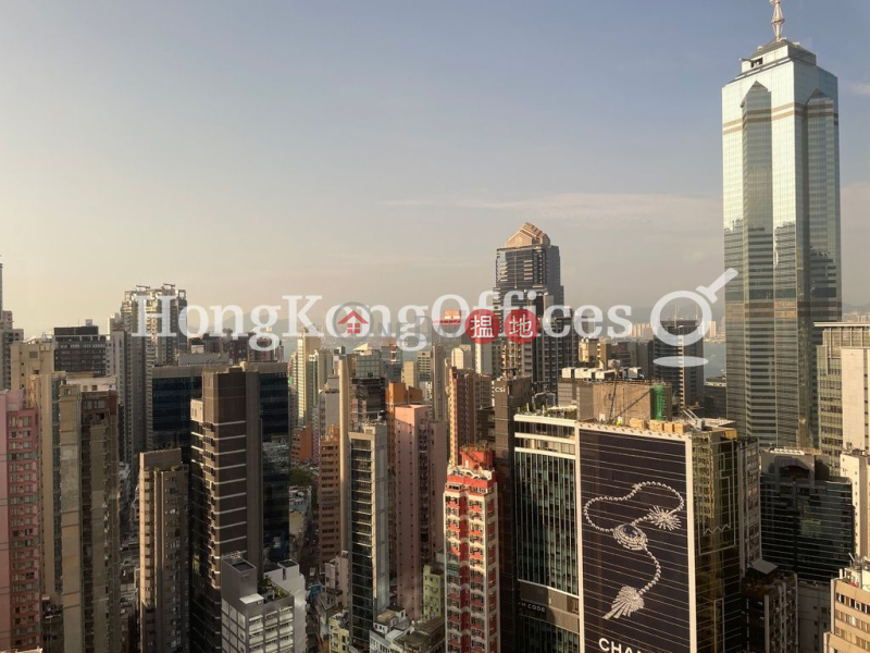 Office Unit for Rent at The Centrium, The Centrium 中央廣場 Rental Listings | Central District (HKO-85105-AEHR)