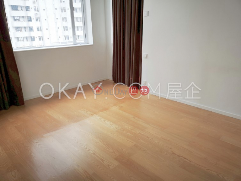 Unique 2 bedroom with rooftop & balcony | For Sale | 5H Bowen Road 寶雲道5H號 Sales Listings