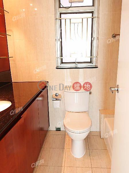 Property Search Hong Kong | OneDay | Residential, Rental Listings | Sorrento Phase 1 Block 3 | 3 bedroom Mid Floor Flat for Rent