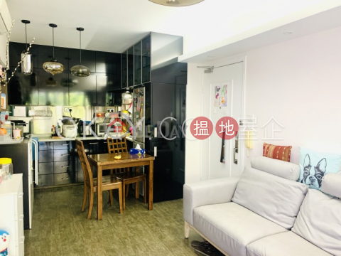Tasteful 3 bedroom with terrace | For Sale | Elite's Place 俊陞華庭 _0