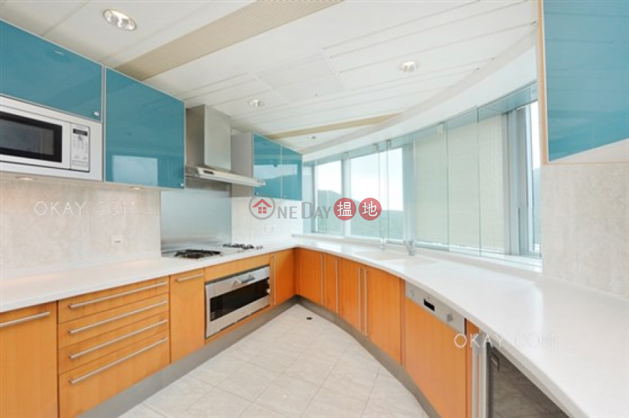 HK$ 155M High Cliff Wan Chai District | Rare 3 bedroom on high floor with parking | For Sale
