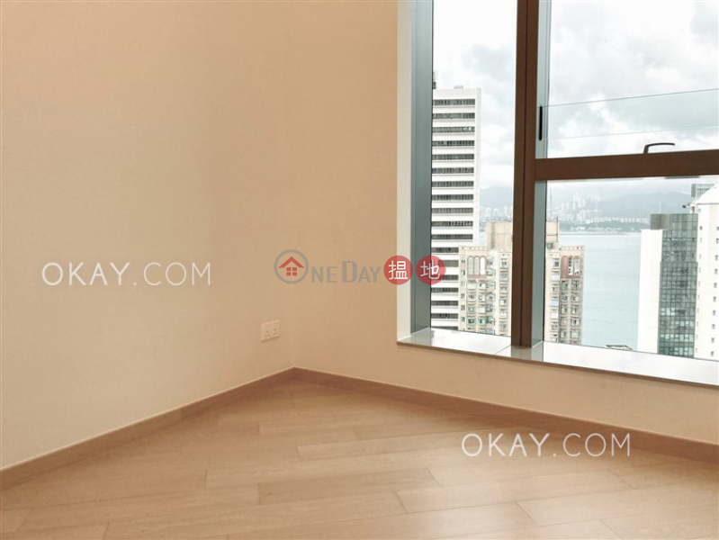 HK$ 25,000/ month | Novum West Tower 2 | Western District Generous 1 bedroom on high floor with balcony | Rental