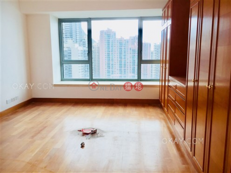 HK$ 106,000/ month | Branksome Crest, Central District, Exquisite 3 bed on high floor with balcony & parking | Rental