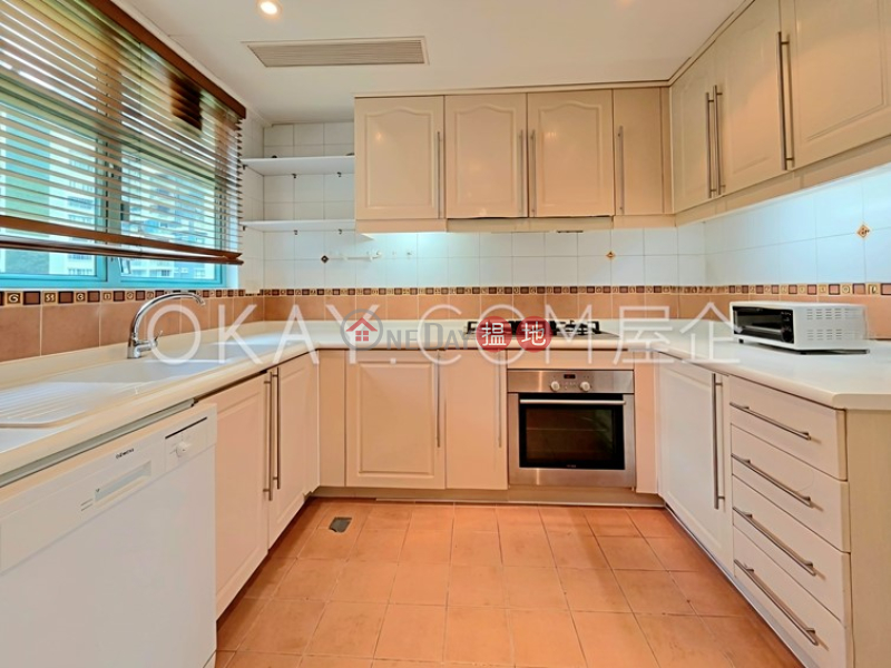 Property Search Hong Kong | OneDay | Residential | Sales Listings, Nicely kept 4 bedroom on high floor with balcony | For Sale