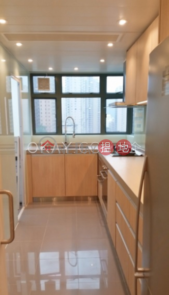 HK$ 63,000/ month | 80 Robinson Road Western District, Rare 3 bedroom with sea views & balcony | Rental