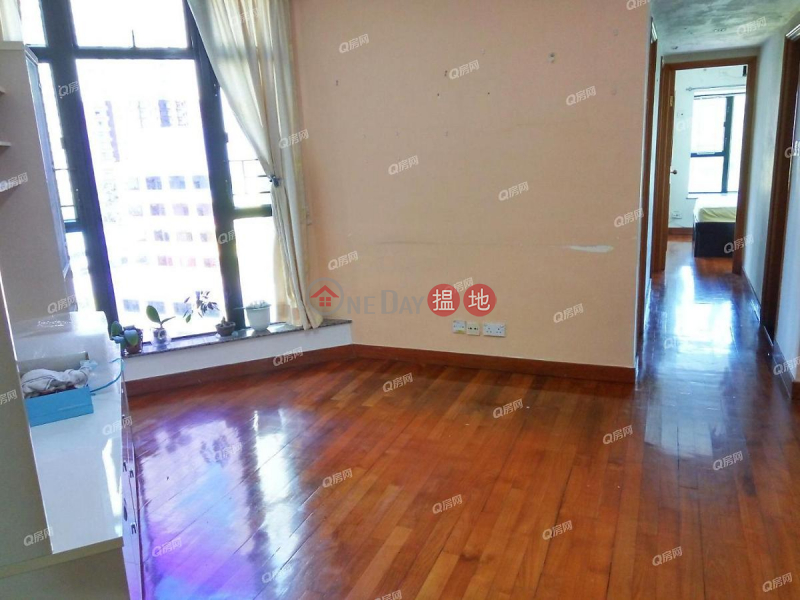 Property Search Hong Kong | OneDay | Residential | Sales Listings, Nan Fung Plaza Tower 2 | 3 bedroom Low Floor Flat for Sale