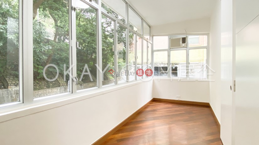 HK$ 50,000/ month, 5H Bowen Road, Central District, Elegant 2 bedroom with balcony | Rental