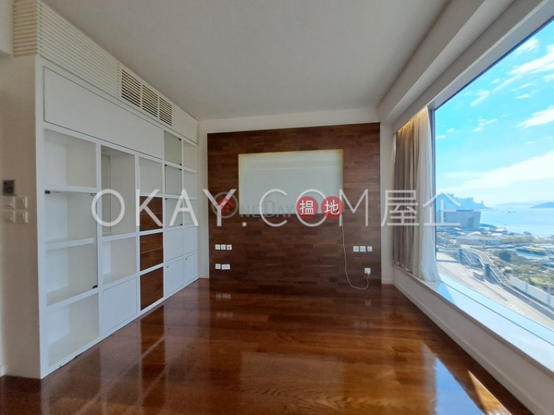Property Search Hong Kong | OneDay | Residential | Sales Listings, Luxurious 2 bedroom in Kowloon Station | For Sale