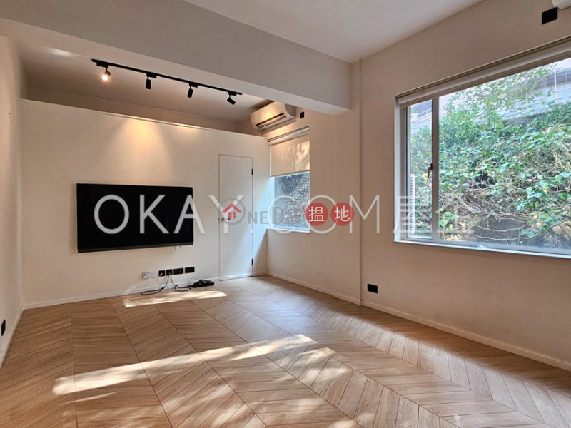 Gorgeous 1 bedroom in Mid-levels Central | For Sale, 72 MacDonnell Road | Central District | Hong Kong, Sales | HK$ 10.5M